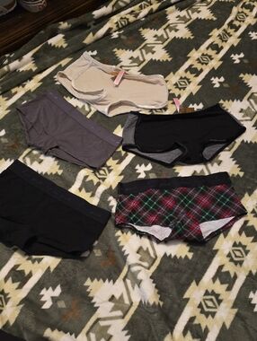 Vicroria Secret 5 Set Panties Hipster/boyshort Brand New W Tags